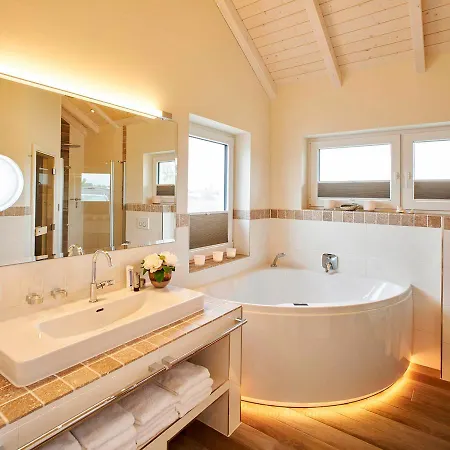 Luxuswellnesshaus Skippy *