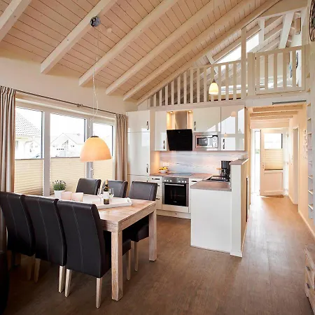 Luxuswellnesshaus Skippy Holiday home Bliesdorf