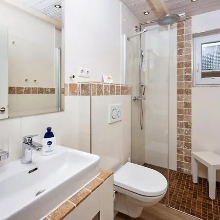 Luxuswellnesshaus Skippy 度假居 Bliesdorf
