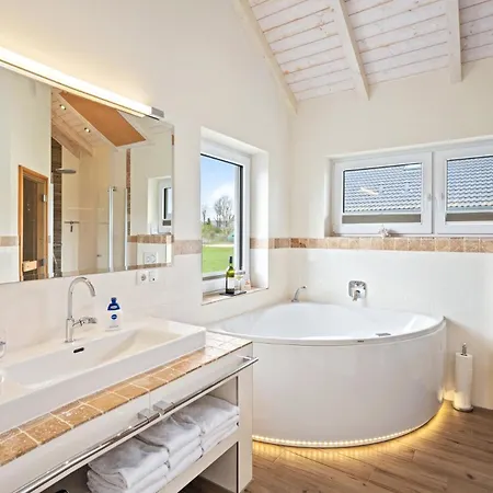 Luxuswellnesshaus Skippy * Bliesdorf